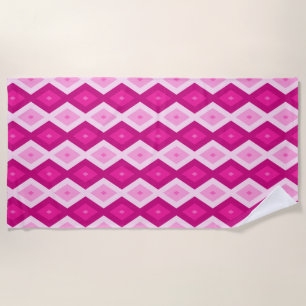Shades of fuchsia diamond pattern beach towel