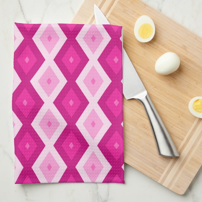 Shades of fuchsia diamond pattern kitchen towel (Quarter Fold)