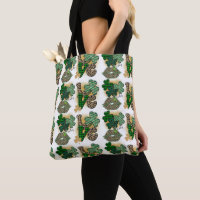 SHADES OF GREEN PATTERNED IRISH SHAMROCKS