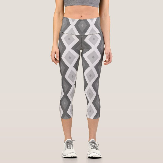 Shades of grey diamond pattern capri leggings (Front)