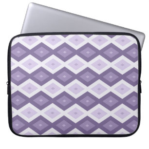 Shades of lavender diamond pattern laptop sleeve