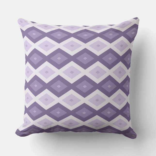 Shades of lavender diamond pattern throw pillow (Front)