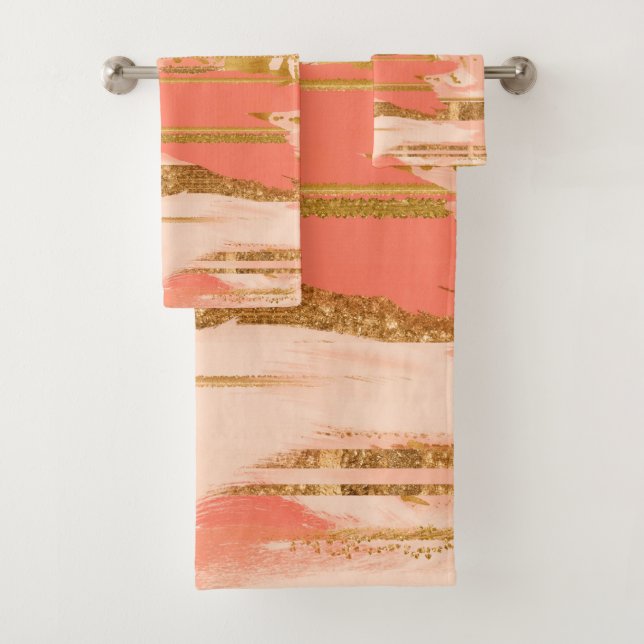 Shades of peach and gold strokes bath towel set (Insitu)
