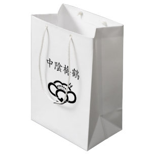Shadowed crane-shaped plum blossom medium gift bag