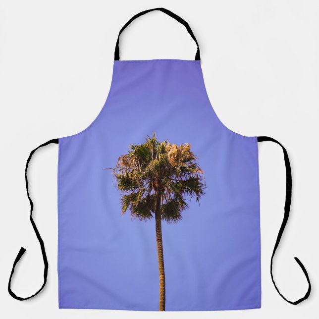 Shallow focus photo of green tree apron (Front)