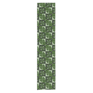 Shamrock Chequerboard Pattern Short Table Runner