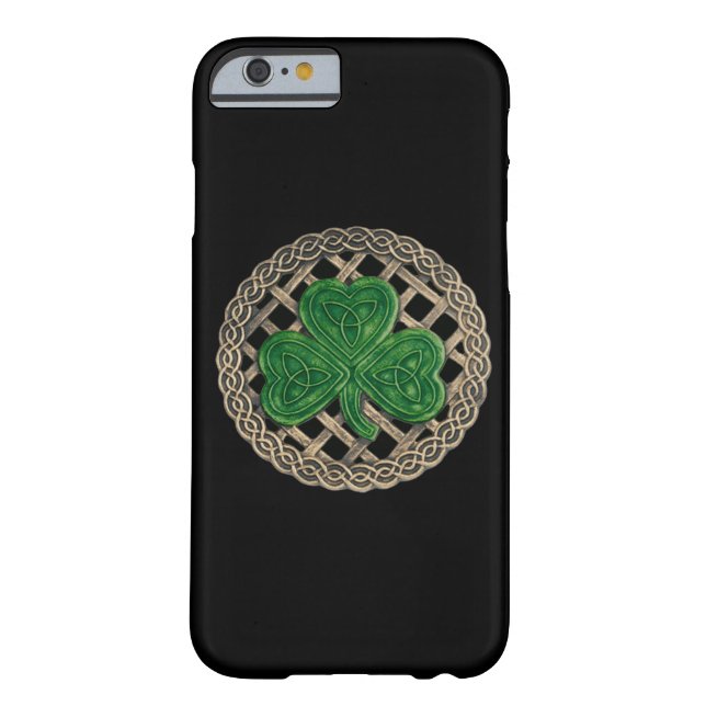 Shamrock noir sur Celtic Knots iPhone 6 Coque (Dos)