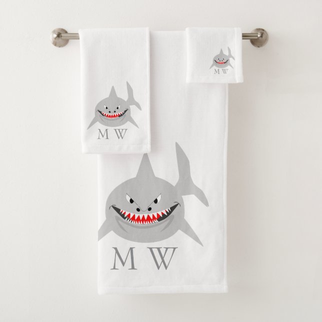 Shark Design Monogrammed (En situation)