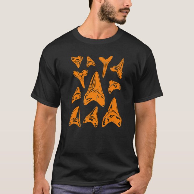 Shark Teeth Hunting  Cool Fossil Shark Collector   T-Shirt (Front)