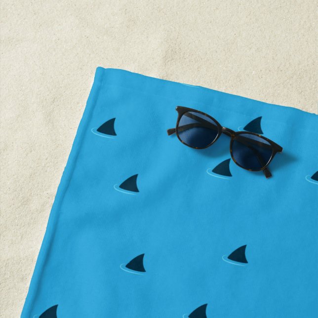 Sharks attention! beach towel (In Situ)