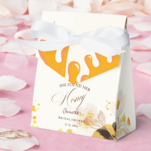 She found her honey Bee bridal shower Favor Box