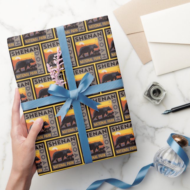 Shenandoah National Park | Mama Bear & Cubs Wrapping Paper (Gifting)