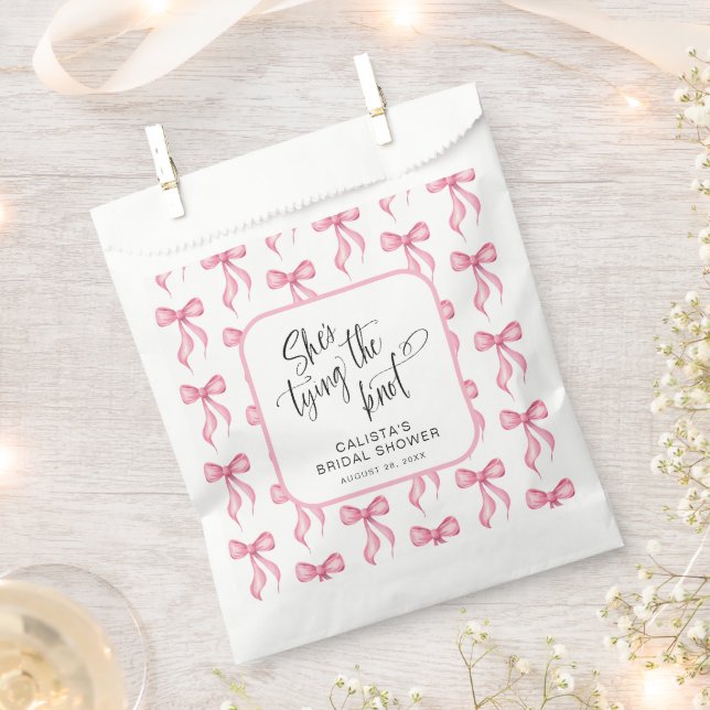 She's Tying the Knot Bridal Shower Favour Bag (Clipped)