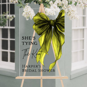 She's Tying The Knot Green Bow Welcome Sign