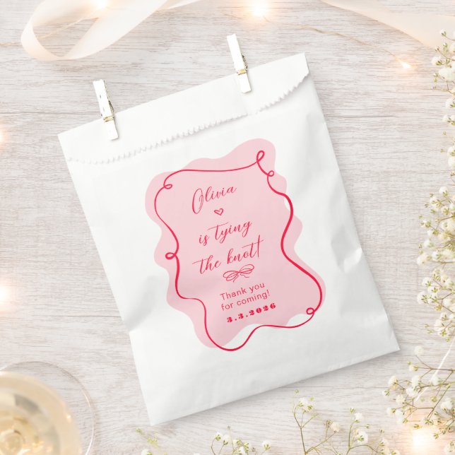 She's tying the knot retro pink and red thank you favour bag (Clipped)