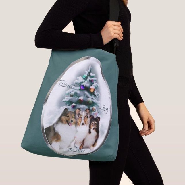 Shetland Sheepdog Sheltie Christmas Crossbody Bag (Close Up)