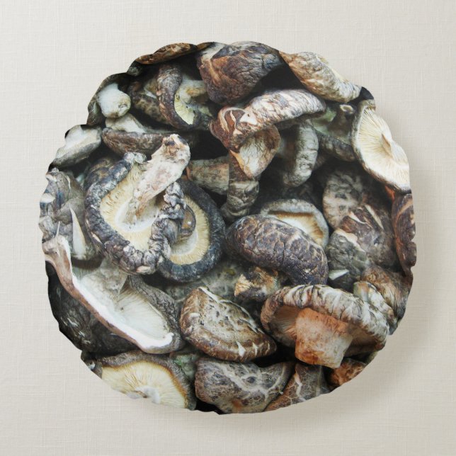 Shiitake Mushrooms Round Pillow (Front)