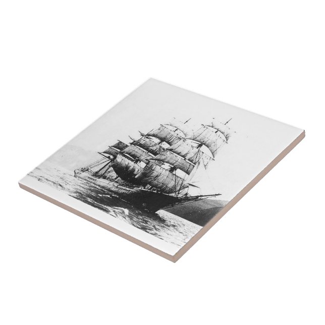 Ship - Black and White Tile (Side)