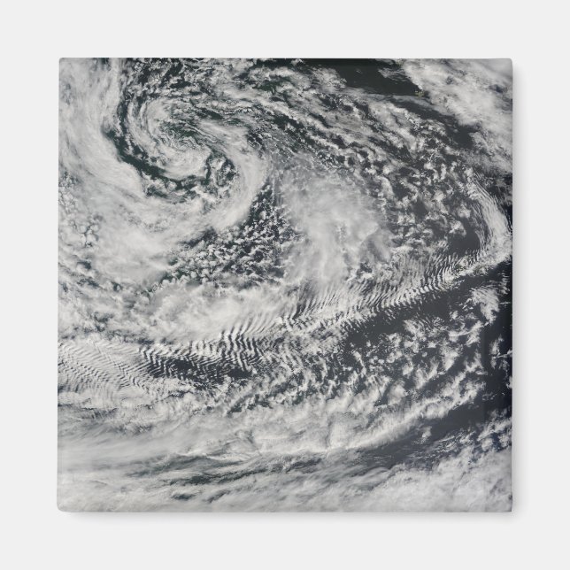 Ship-wave-shaped wave clouds 2 magnet (Front)