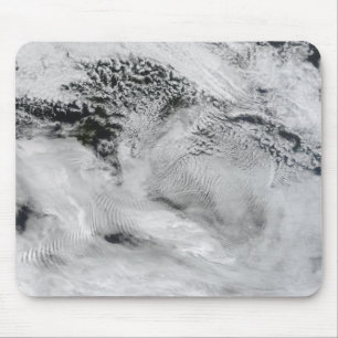 Ship-wave-shaped wave clouds mouse pad