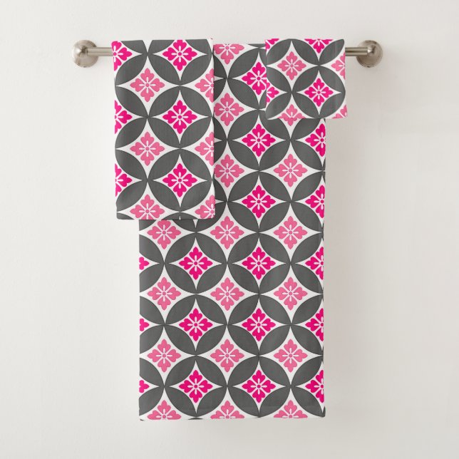 Shippo with Flower Motif, Pink and Silver Grey Bath Towel Set (Insitu)