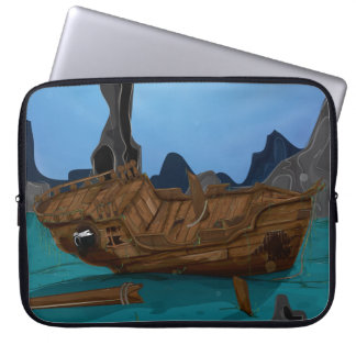 Shipwreck underwater laptop sleeve