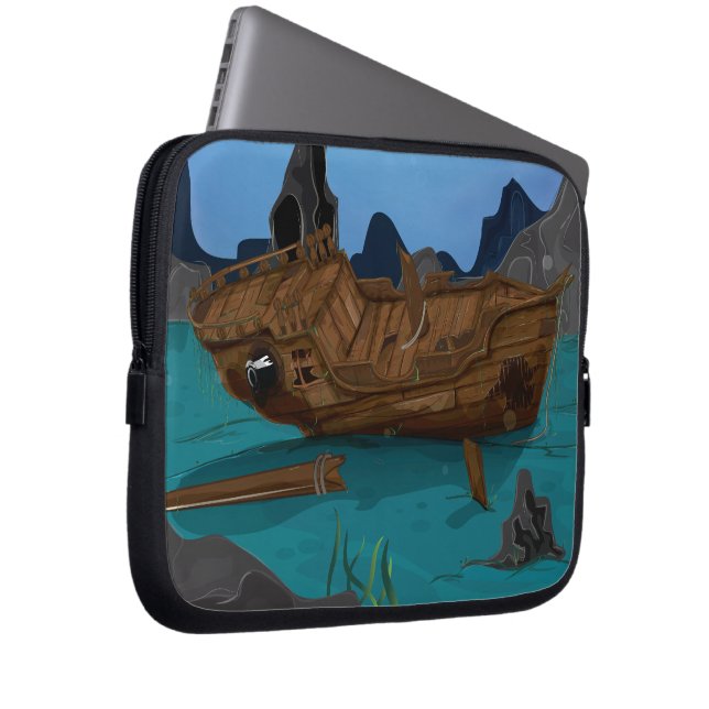 Shipwreck underwater laptop sleeve (Front Right)