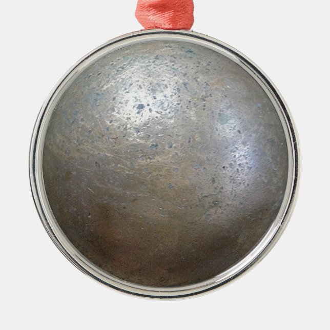 shot put implement metal ornament (Front)
