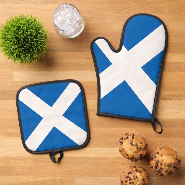 Show off your colours – Scotland Oven Mitt & Pot Holder Set (Top Down)