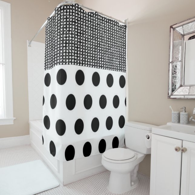 Shower Curtain Polkadot (In Situ)