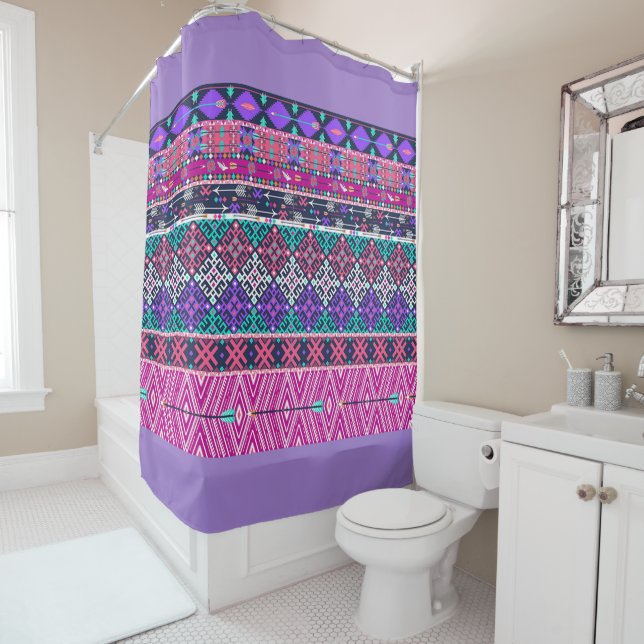 Shower Curtain/Tribal Pattern (In Situ)