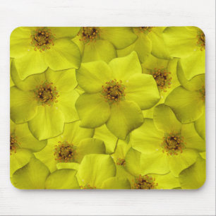 Shrubby Cinquefoil Seamless Pattern Mouse Pad