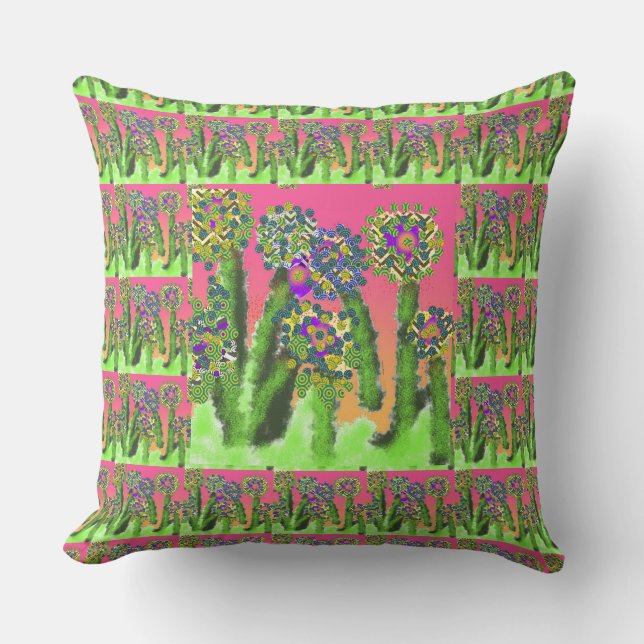 Shrubby Pattern Blooms Throw Pillow (Front)