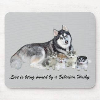 Siberian Husky & Puppies Mousepad