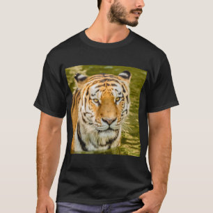 SIBERIAN-TIGER ON MEN'S T-SHIRT