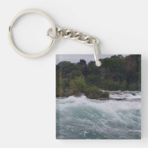 Sightseeing at Niagara Falls Keychain