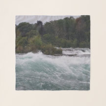 Sightseeing at Niagara Falls