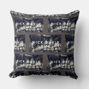 SIGNATURE Square Pillow