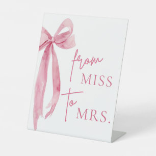 Signe De Table Aquarelle Bow rose pâle de Miss à Mme Sign