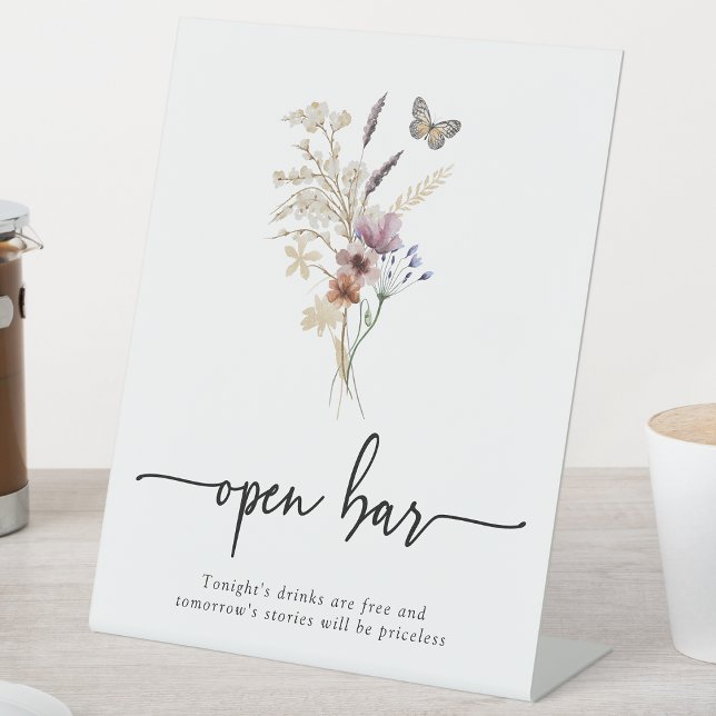 Signe De Table Bar Ouvert Bohème (Elegant Boho Floral Open Bar Pedestal Sign with Butterfly by Painted Paperie
)