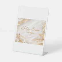 Centro de mesa ,con diseño Dorado