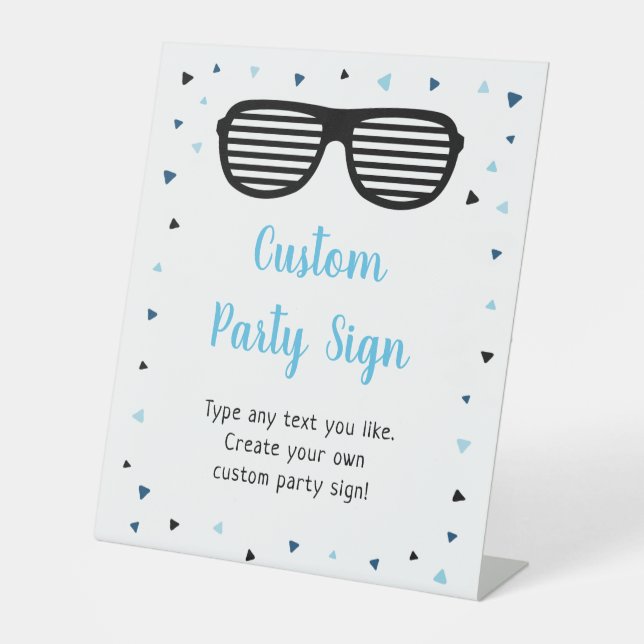 Signe De Table Deux Lunettes de soleil Cool Garçon Editable Anniv (Recto)