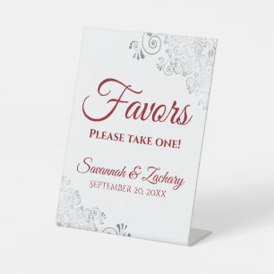 Signe De Table Favoriser One Silver & Red sur Mariage blanc
