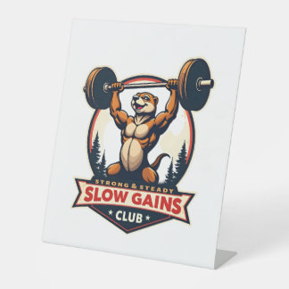 Signe De Table Funny Sloth Gym Shirt Vintage Strong and Slow Desi