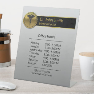 Signe De Table Heures d'ouverture de l'emblème médical Caducée en