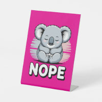 Joli koala endormi “Non” Dessin animé drôle