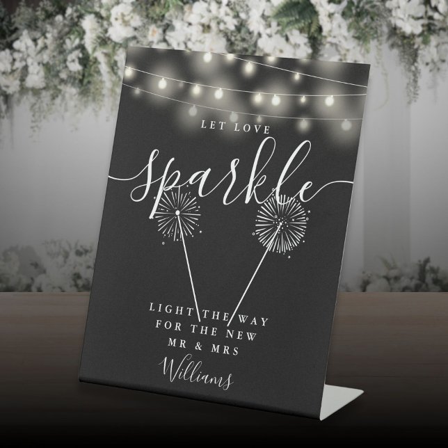 Signe De Table Laisser L'Amour Étinceler Les Lumières À Chaînes N (Let Love Sparkle Black And White String Lights Pedestal Sign)
