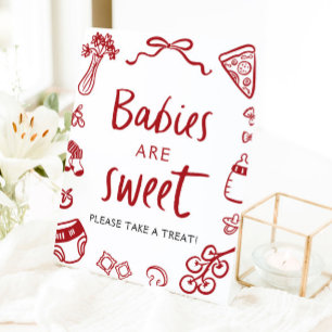 Signe De Table Les bébés italiens traînés à la main sont doux Pre