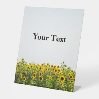 Signe De Table Les tournesols dans un champ