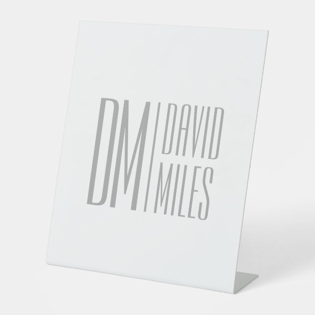 Signe De Table Logo Stylish Minimal & Modern Grey Initiales & Nom (Recto)